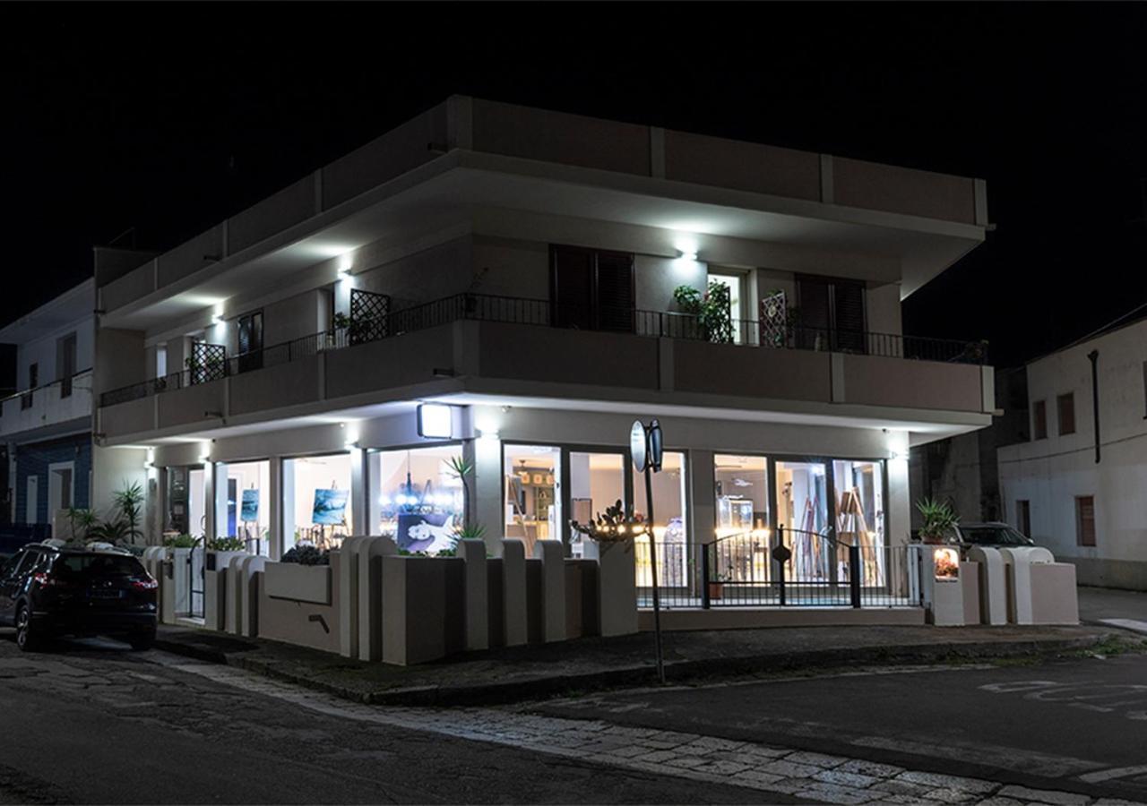 Adua Art Bed & Breakfast Castrignano del Capo Exterior photo