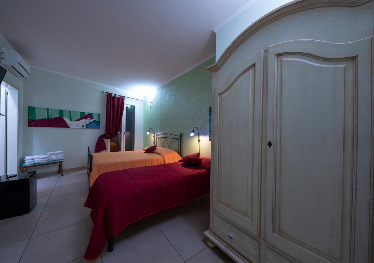 Adua Art Bed & Breakfast Castrignano del Capo Exterior photo